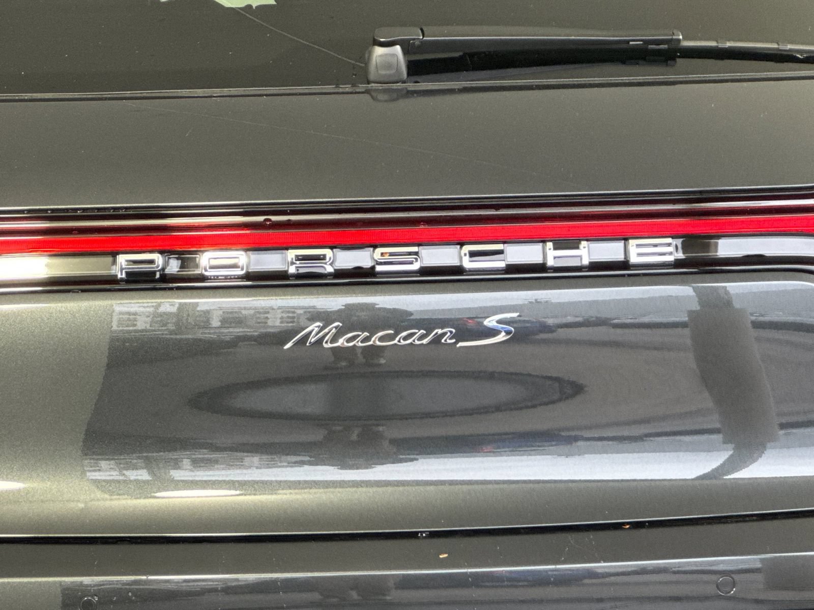 Used 2026 Porsche Macan S AWD/4WD image 34