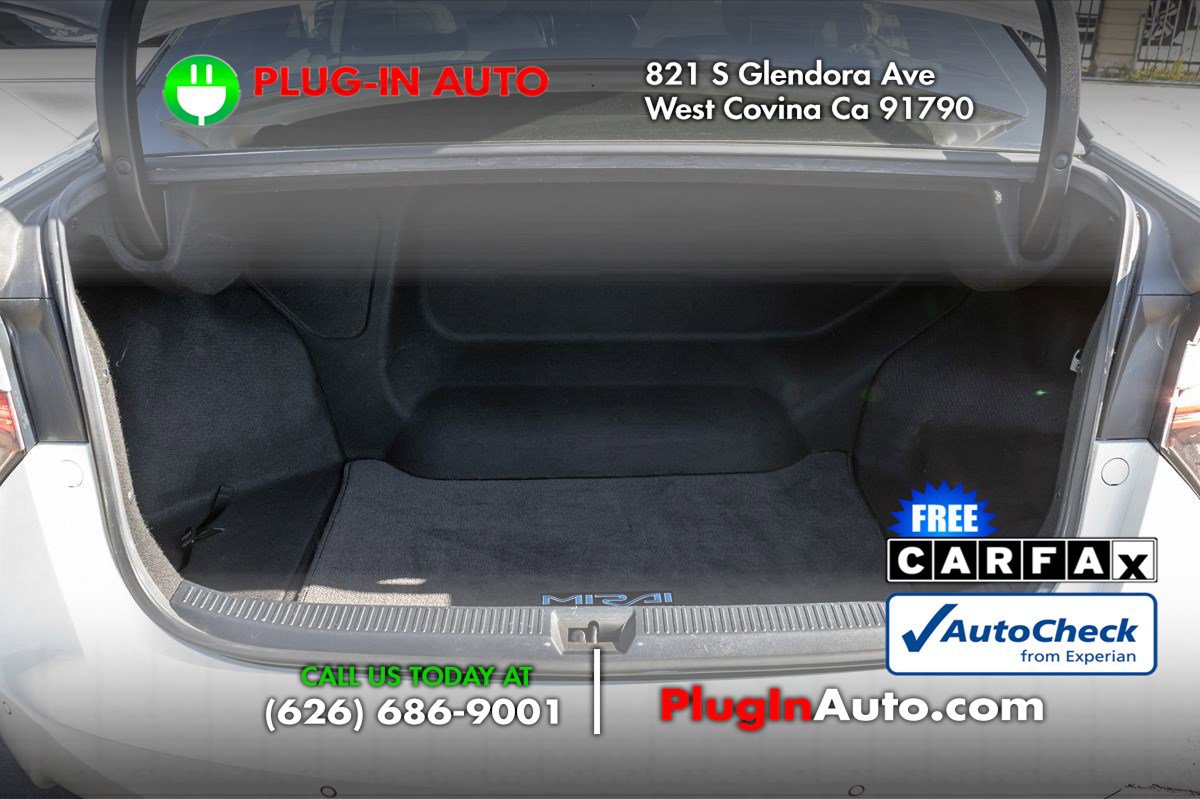 Used 2017 Toyota Mirai FWD image 10