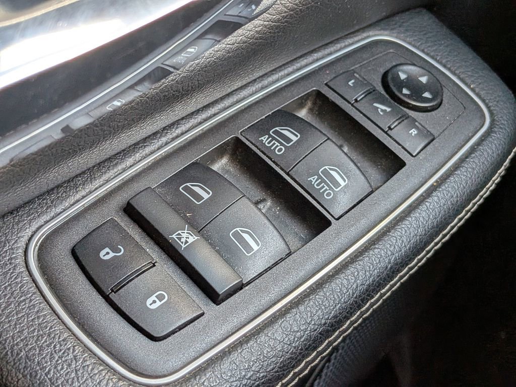 Used 2021 RAM 1500 Laramie w/ Sport Appearance Package image 23