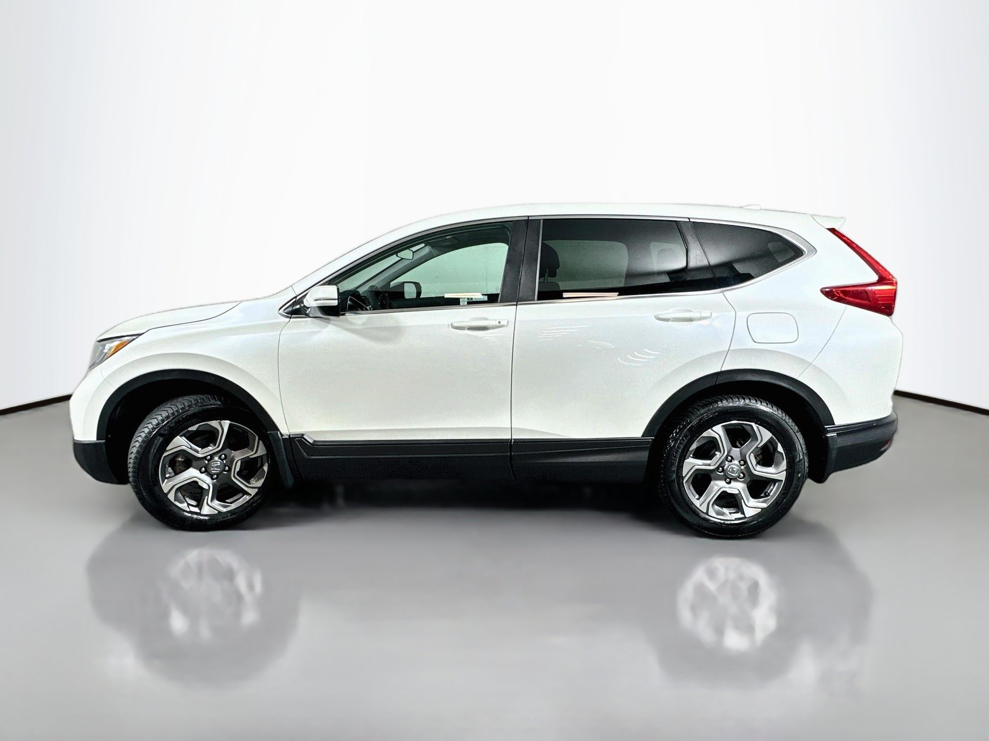 Used 2018 Honda CR-V EX image 4