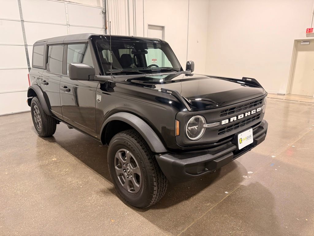 Used 2025 Ford Bronco Big Bend image 3
