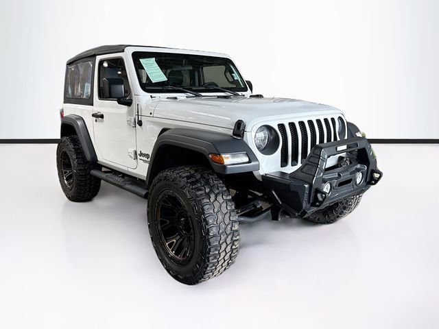 Used 2018 Jeep Wrangler Sport image 3