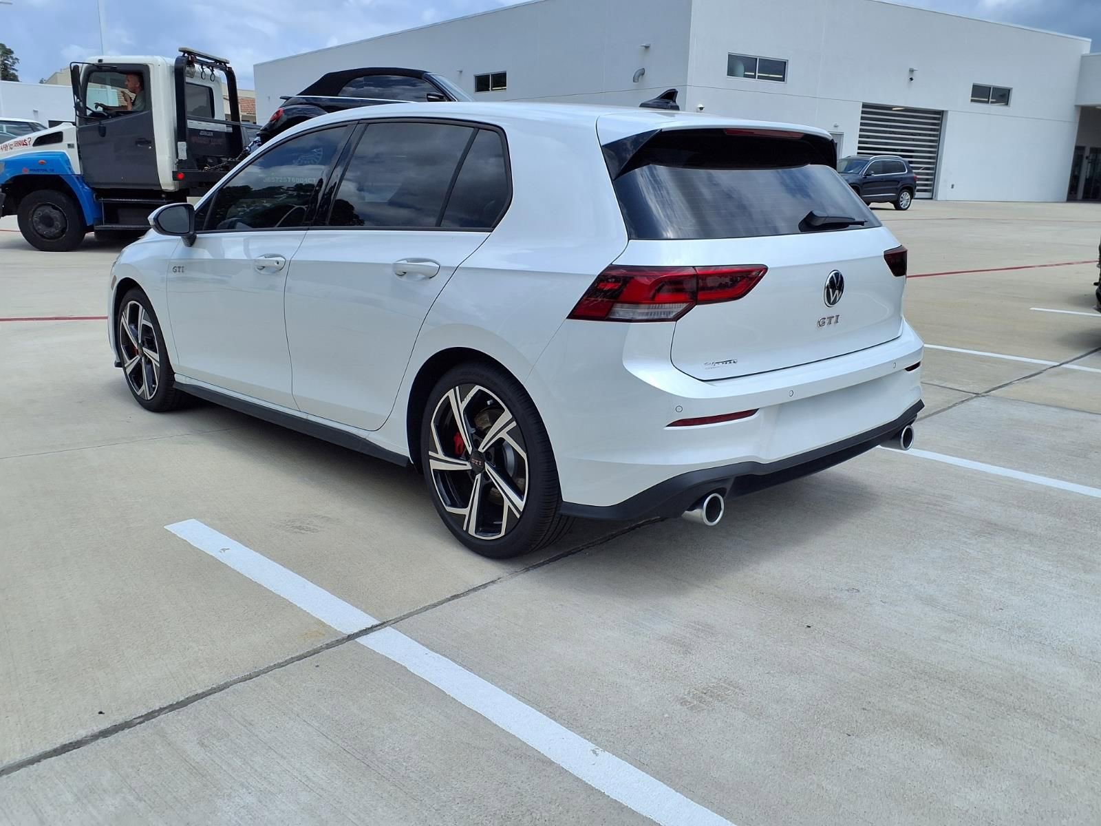 New 2026 Volkswagen GTI SE image 7