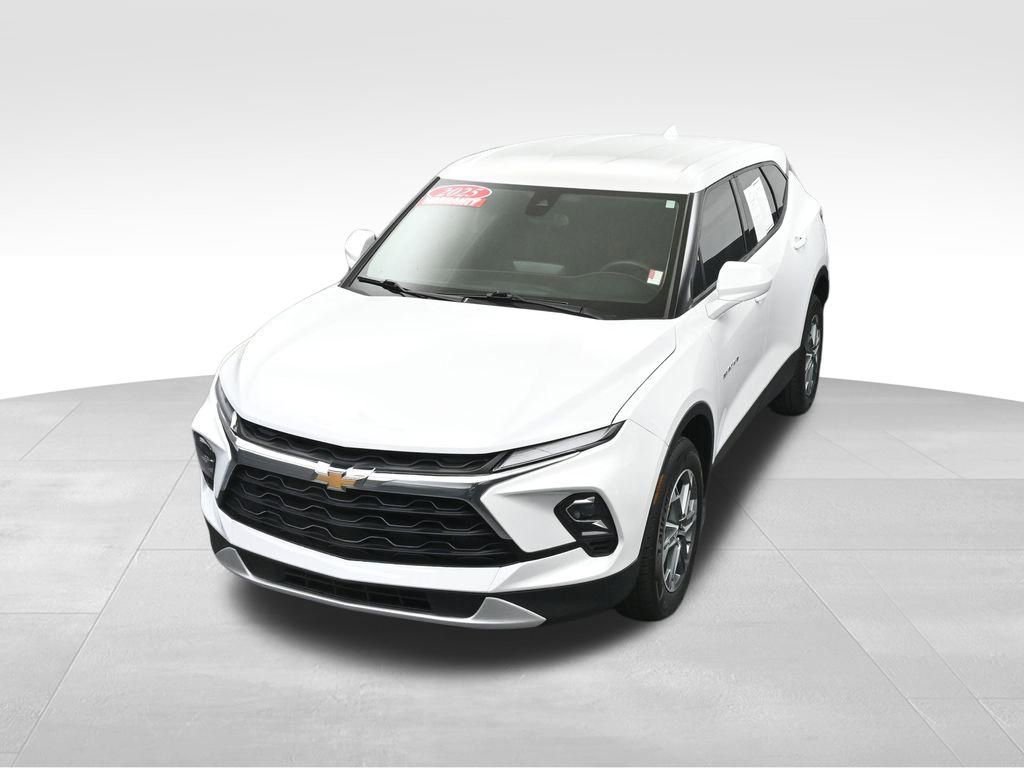 Used 2025 Chevrolet Blazer LT image 37