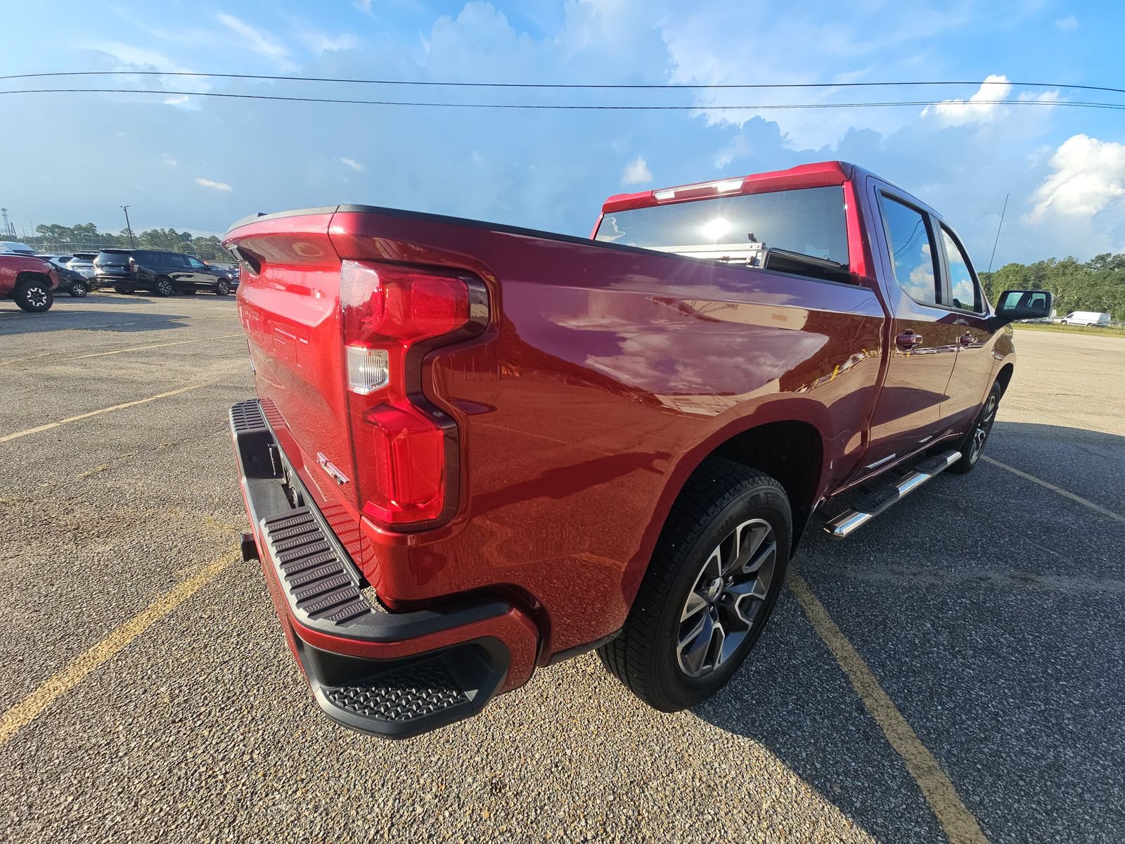 Used 2021 Chevrolet Silverado 1500 RST RWD image 4