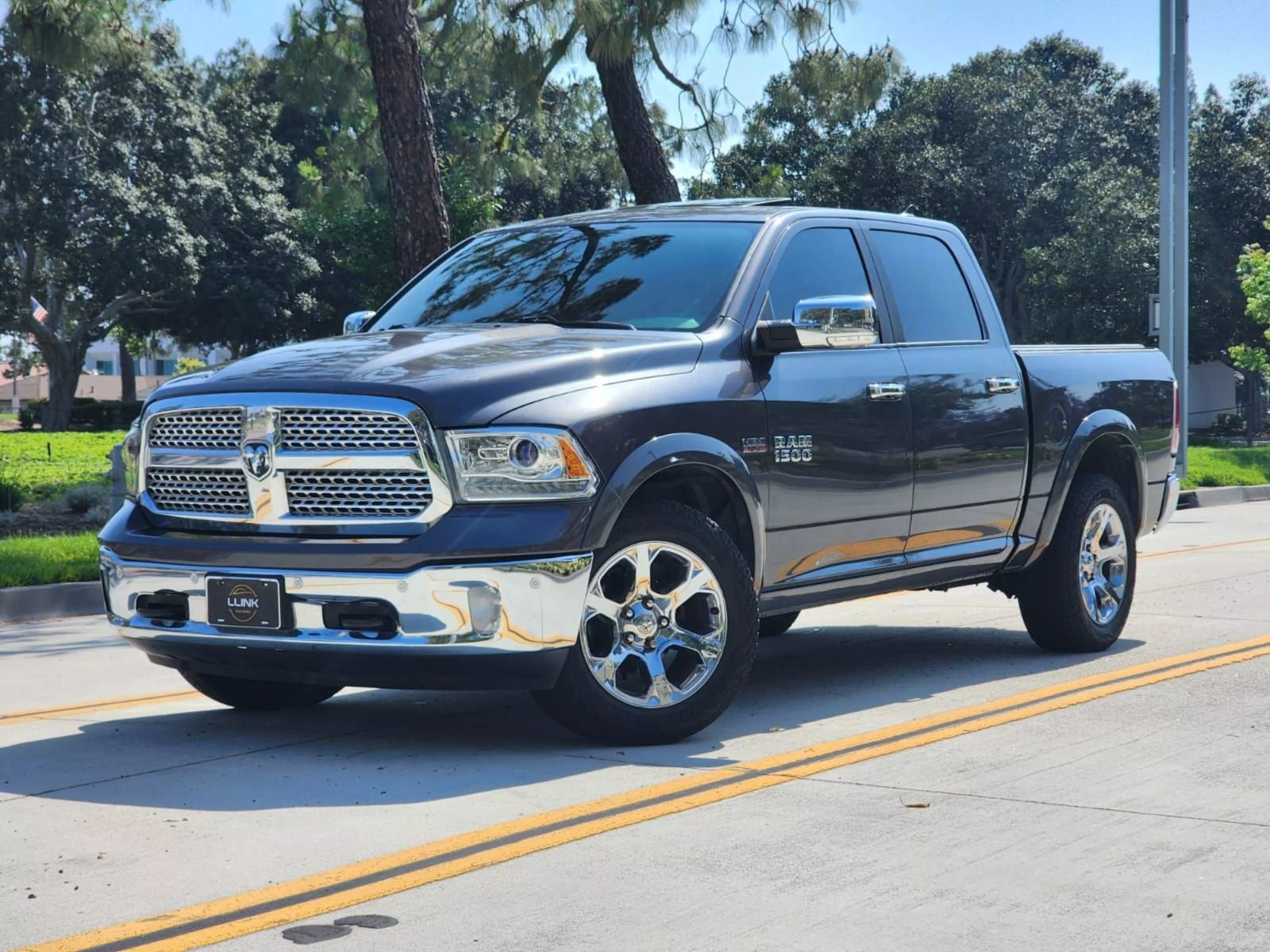 Used 2017 RAM 1500 Laramie w/ Convenience Group