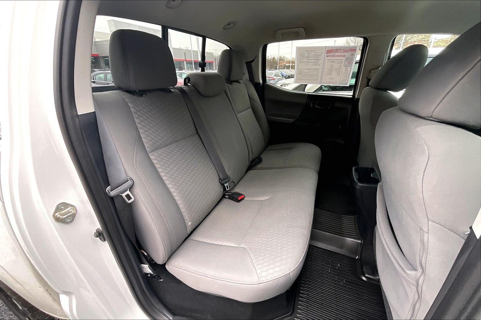 Used 2020 Toyota Tacoma SR AWD/4WD image 24