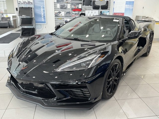 Used 2025 Chevrolet Corvette Stingray Coupe w/ 1LT image 29