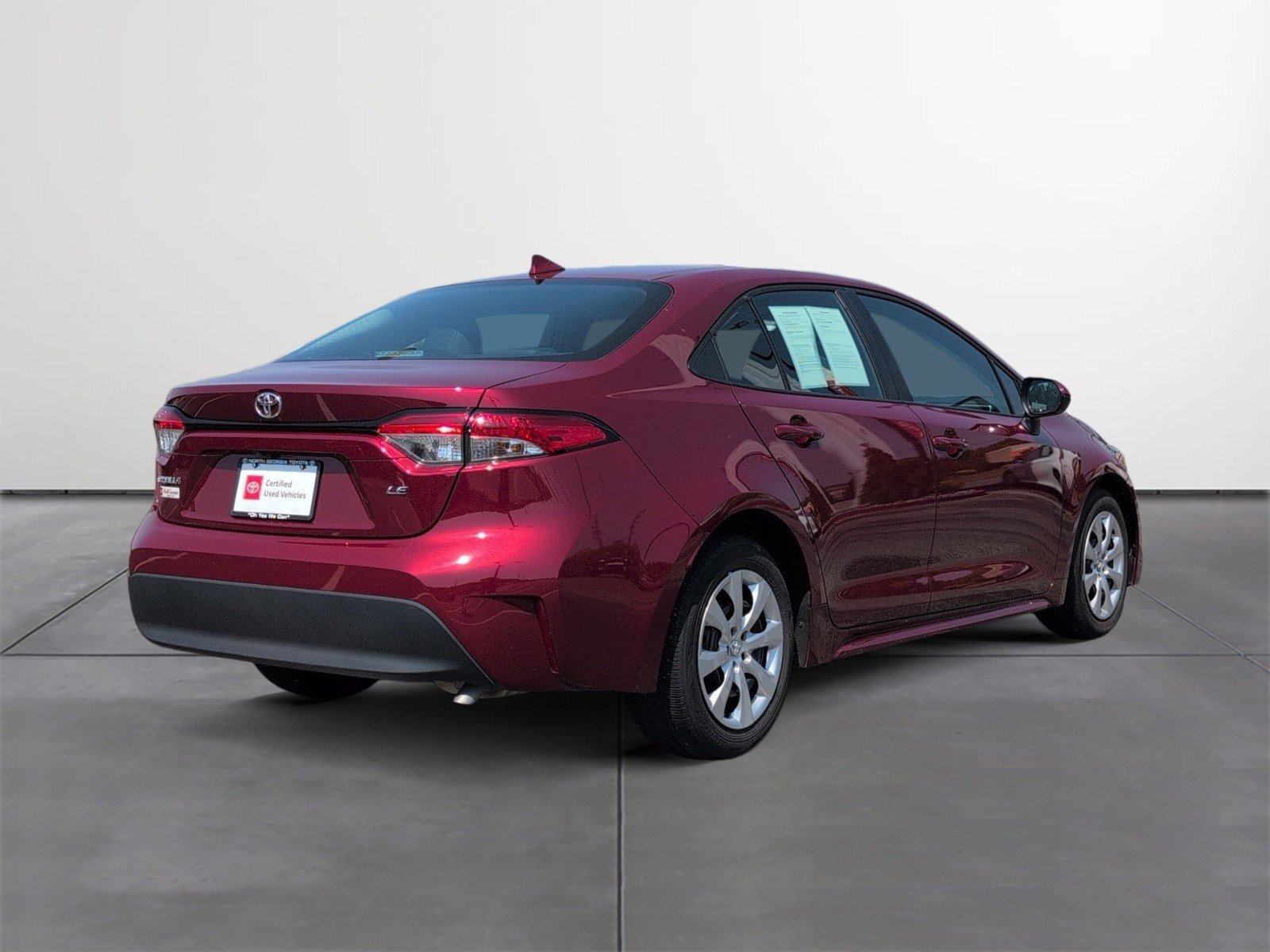 Used 2023 Toyota Corolla LE FWD image 5