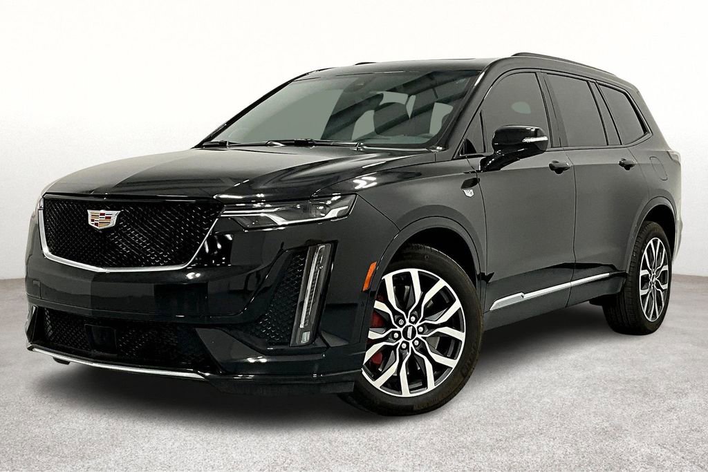 Used 2024 Cadillac XT6 Sport w/ Technology Package image 14