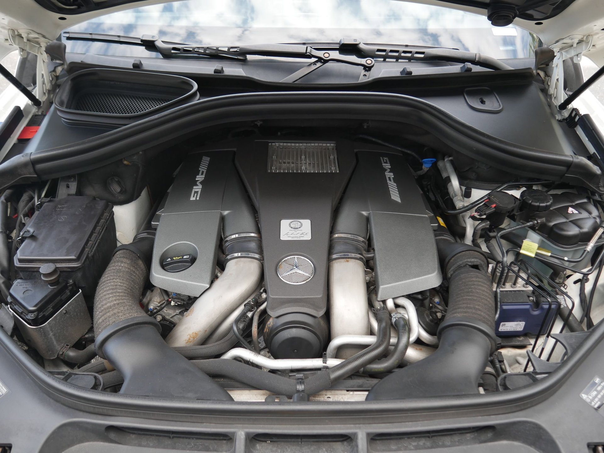 Used 2014 Mercedes-Benz GL 63 AMG 4MATIC image 5