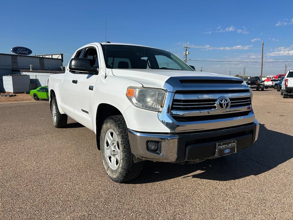Used 2017 Toyota Tundra SR5 w/ SR5 Upgrade Package AWD/4WD image 3