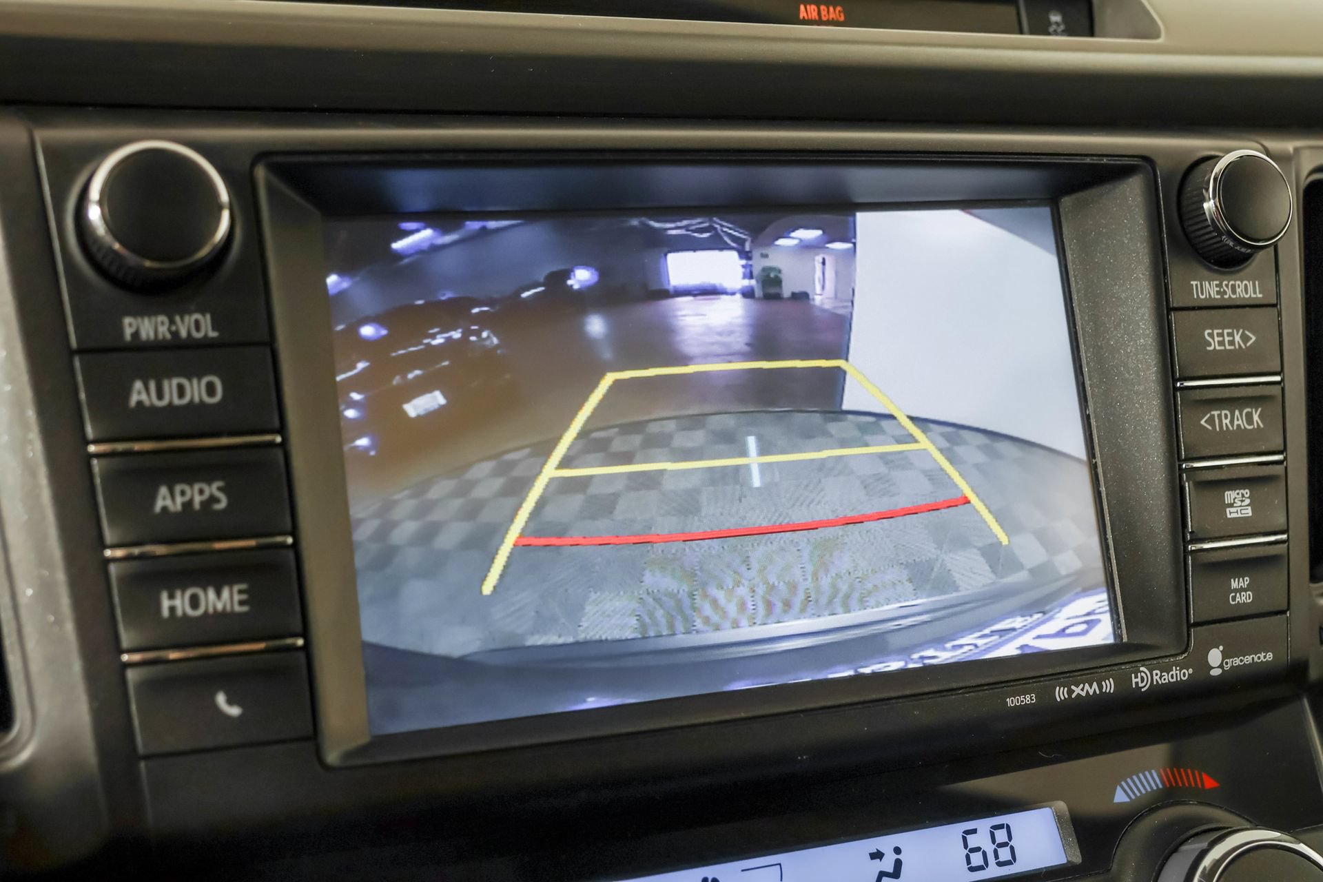 Used 2016 Toyota RAV4 XLE w/ Convenience Package AWD/4WD image 8