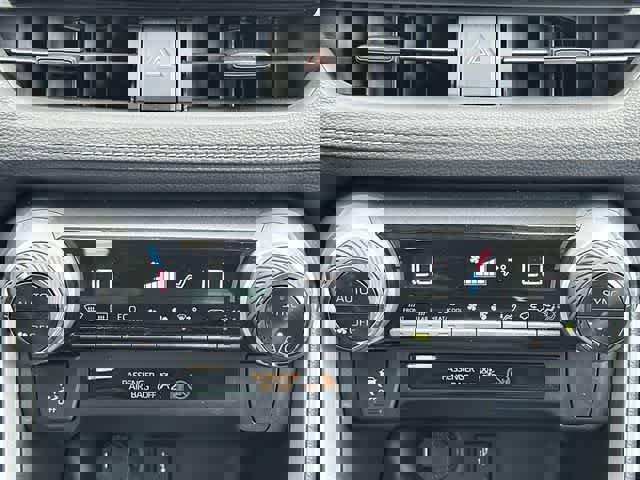 Used 2022 Toyota RAV4 XLE w/ Convenience Package AWD/4WD image 15