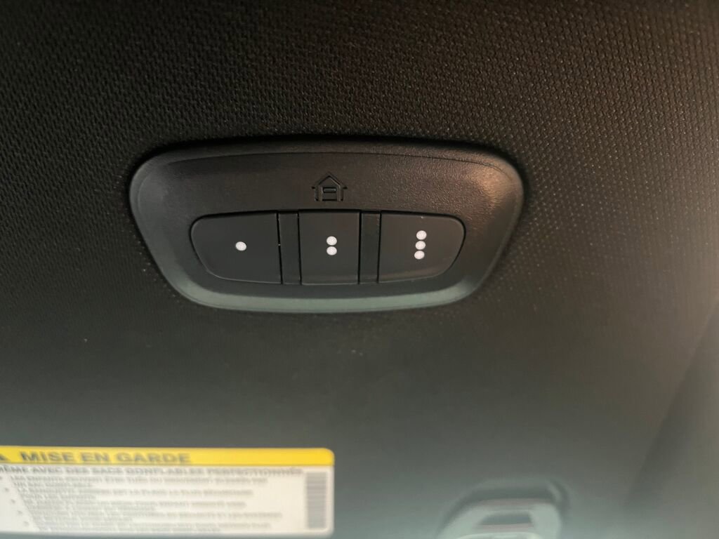 Used 2022 Jeep Wagoneer Series III w/ Flexible Seating Group image 20