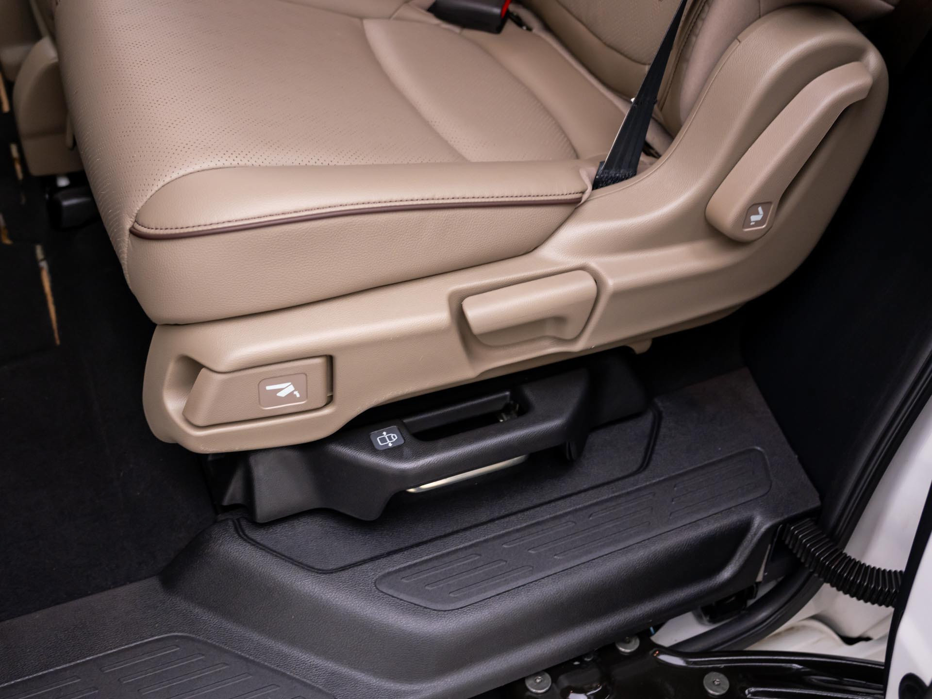 Used 2024 Honda Odyssey Elite image 18