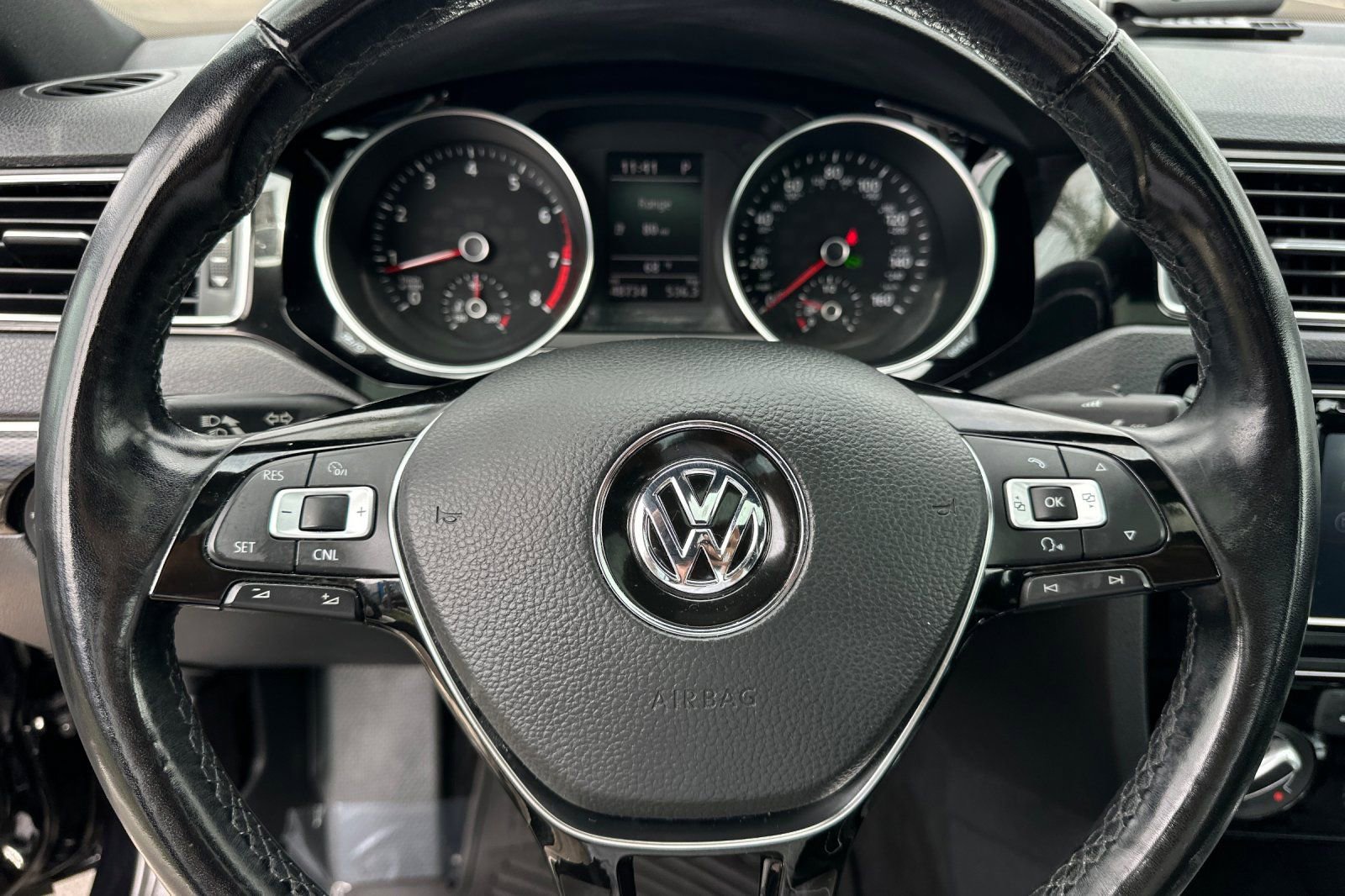 Used 2018 Volkswagen Jetta Sport FWD image 28