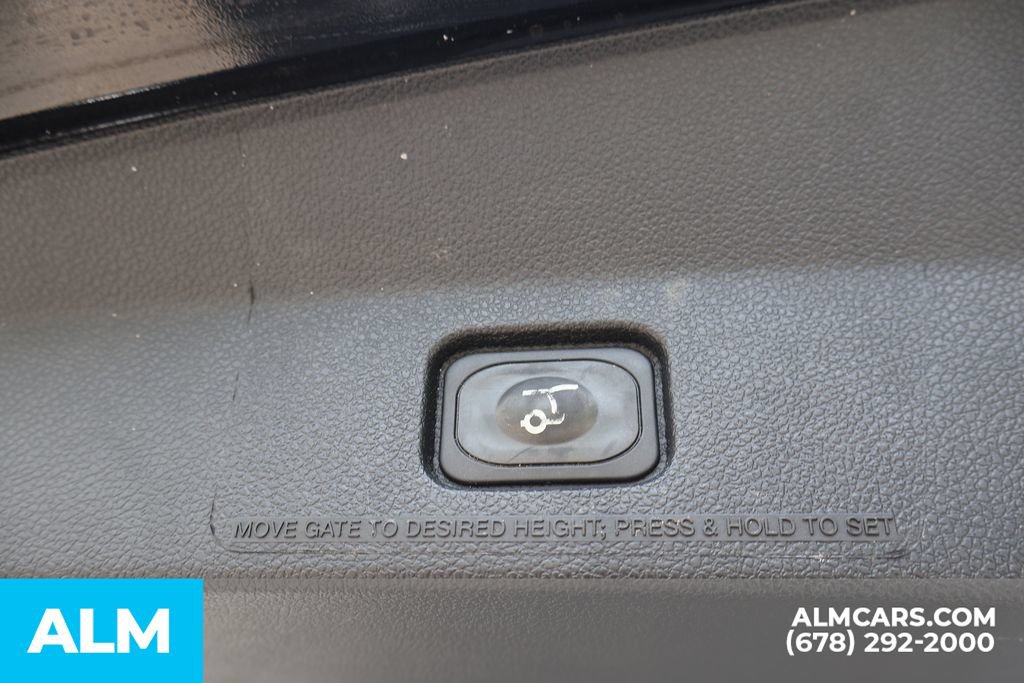 Used 2016 Ford Explorer Platinum AWD/4WD image 23