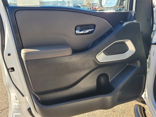 Certified 2022 Nissan Frontier SV image 18