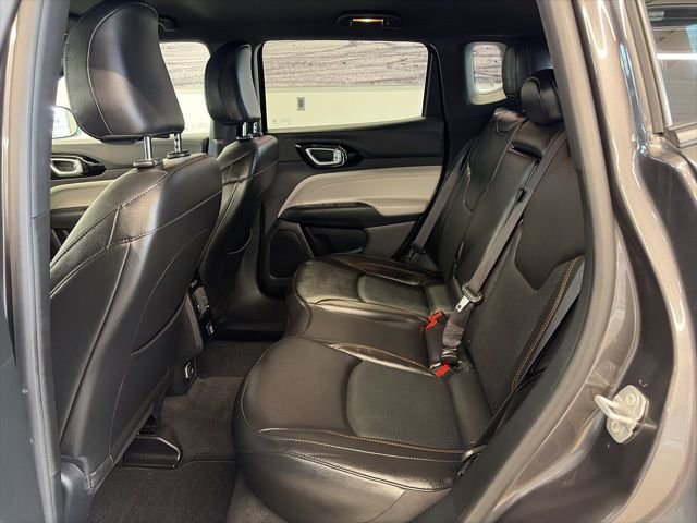 Used 2023 Jeep Compass Limited image 11