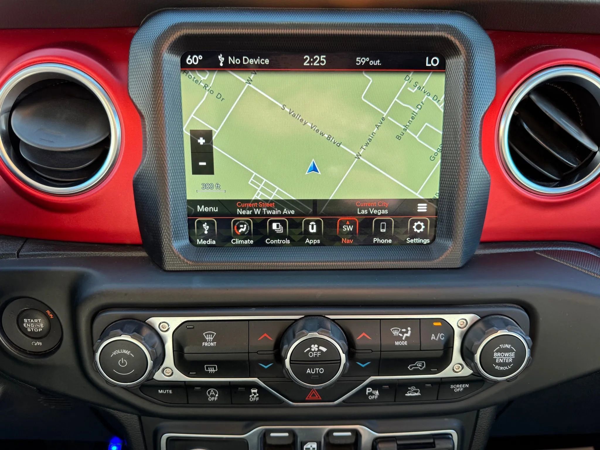Used 2020 Jeep Gladiator Rubicon AWD/4WD image 25