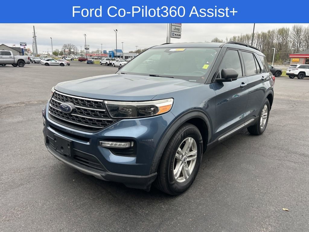 Used 2020 Ford Explorer XLT w/ Equipment Group 202A image 4