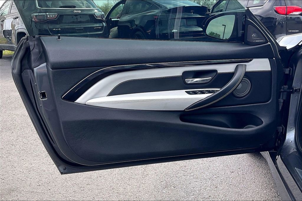 Used 2020 BMW M4 Convertible w/ Competition Package RWD image 22