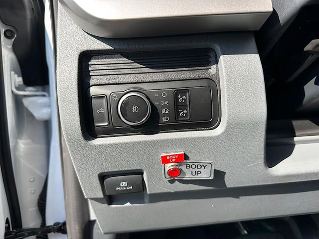 New 2025 Ford F550 4x4 Supercab Super Duty image 23