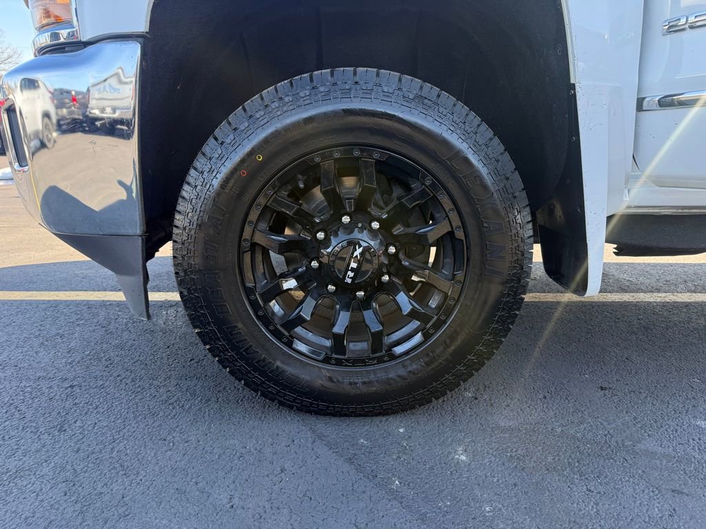 Used 2016 Chevrolet Silverado 2500 LTZ image 14