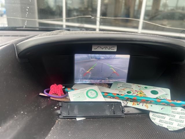 Used 2015 Ford Escape SE image 27