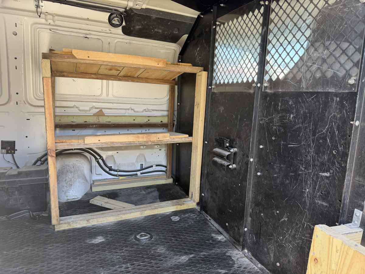 Used 2011 Ford E-150 and Econoline 150 w/ PWR Group image 23