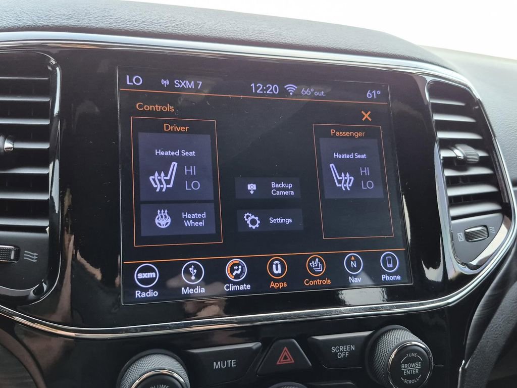 Used 2019 Jeep Grand Cherokee Altitude RWD image 25