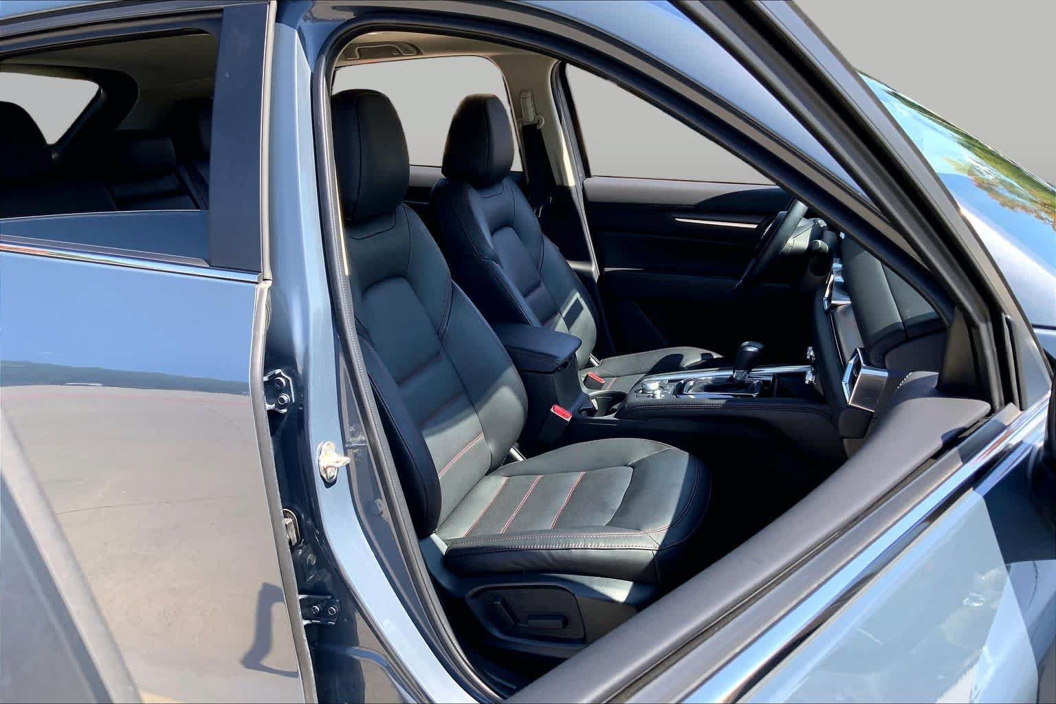 Used 2025 MAZDA CX-5 Carbon Edition AWD/4WD image 9