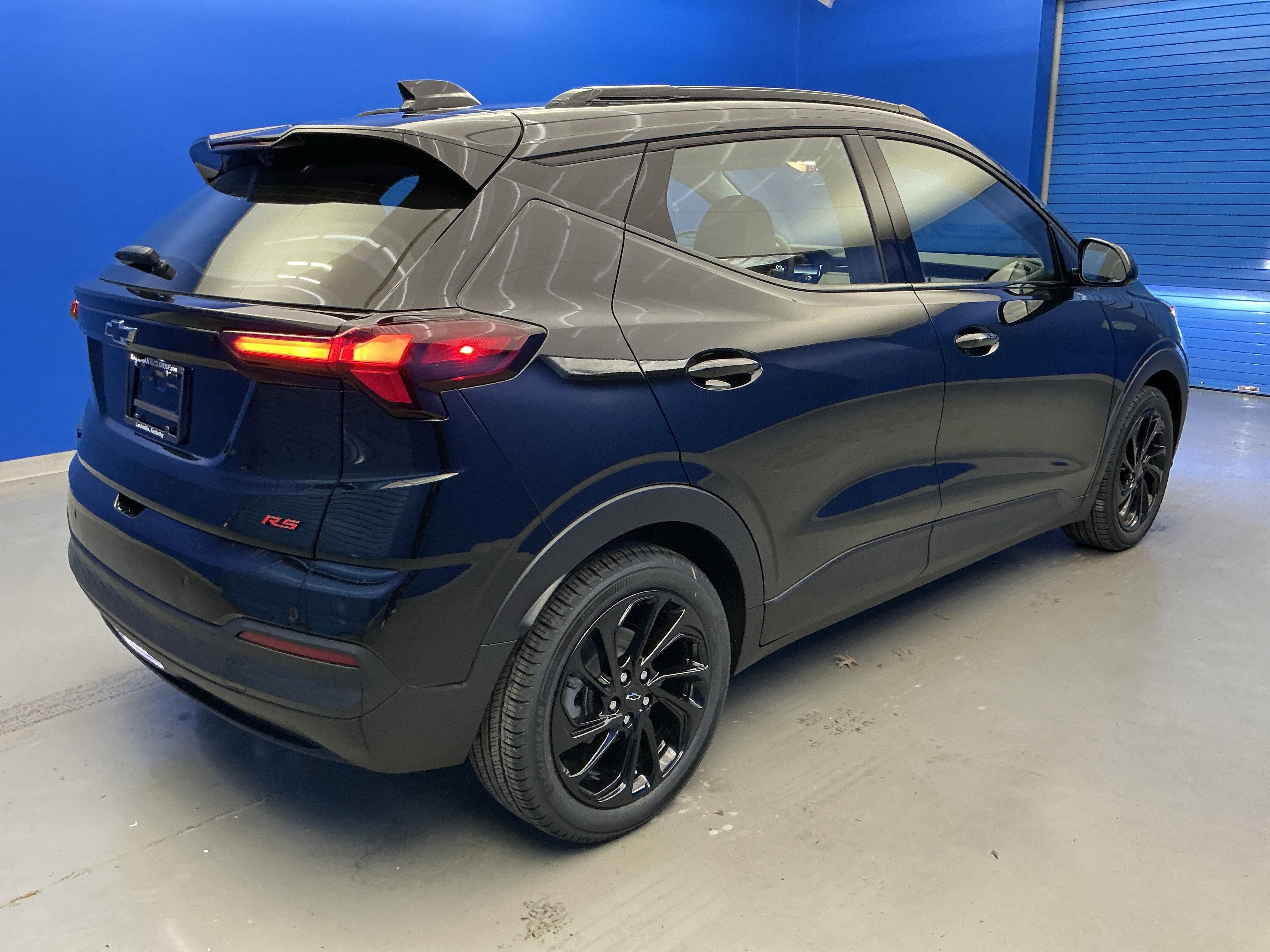 New 2027 Chevrolet Bolt RS w/ Technology Package FWD image 7