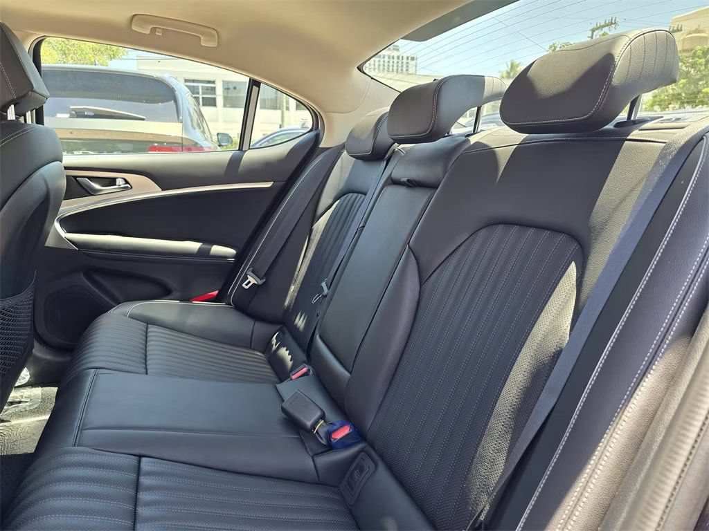 New 2026 Genesis G70 2.5T Prestige RWD image 17