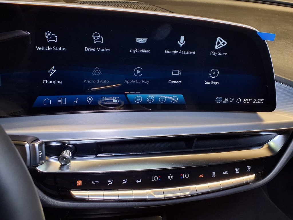 New 2027 Cadillac Lyriq Sport AWD/4WD image 18