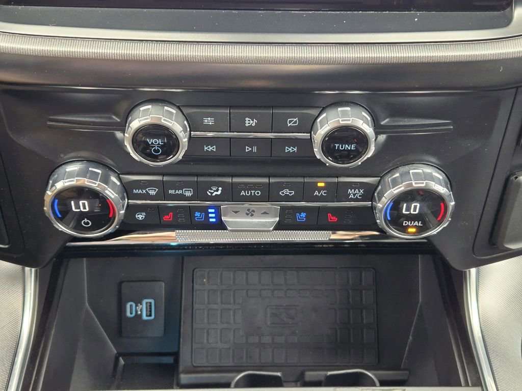 Used 2021 Ford F150 Platinum w/ Equipment Group 701A High image 16