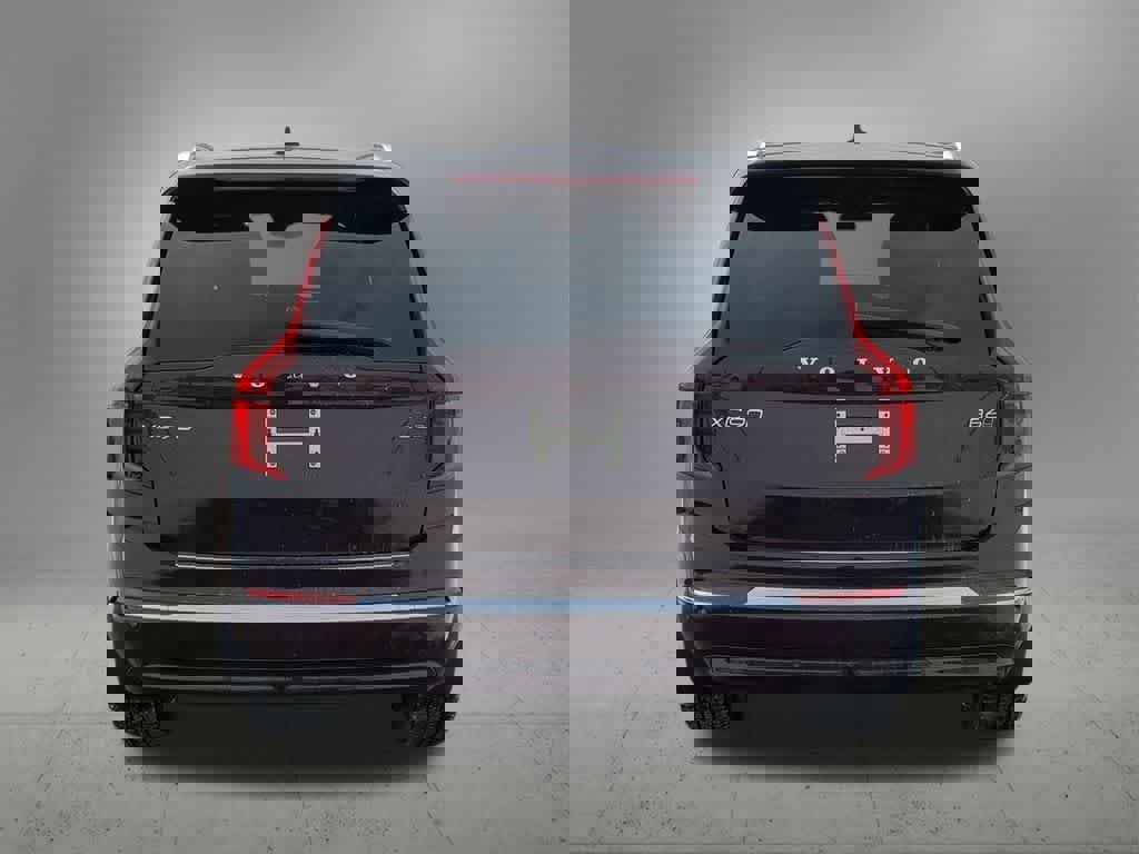 New 2026 Volvo XC90 B6 Plus w/ Protection Package Premier image 5