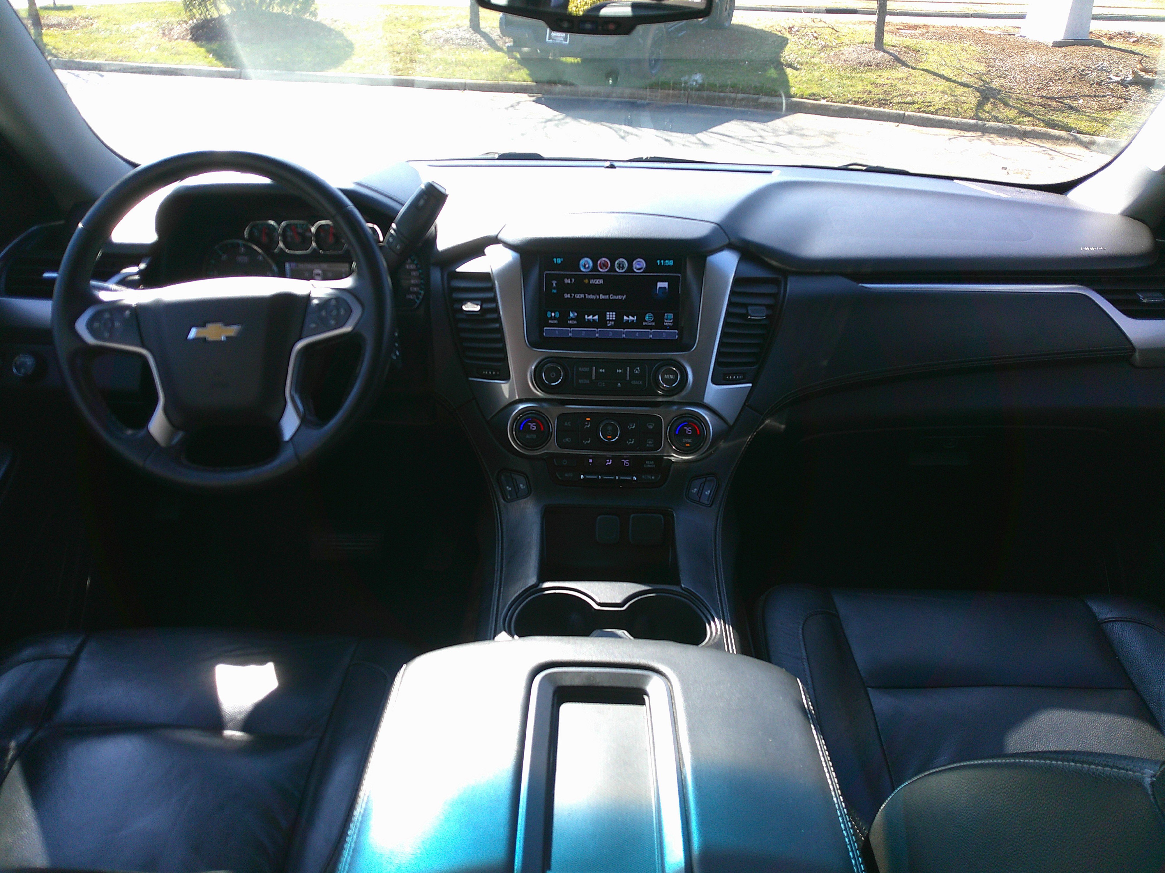 Used 2017 Chevrolet Suburban LT image 39