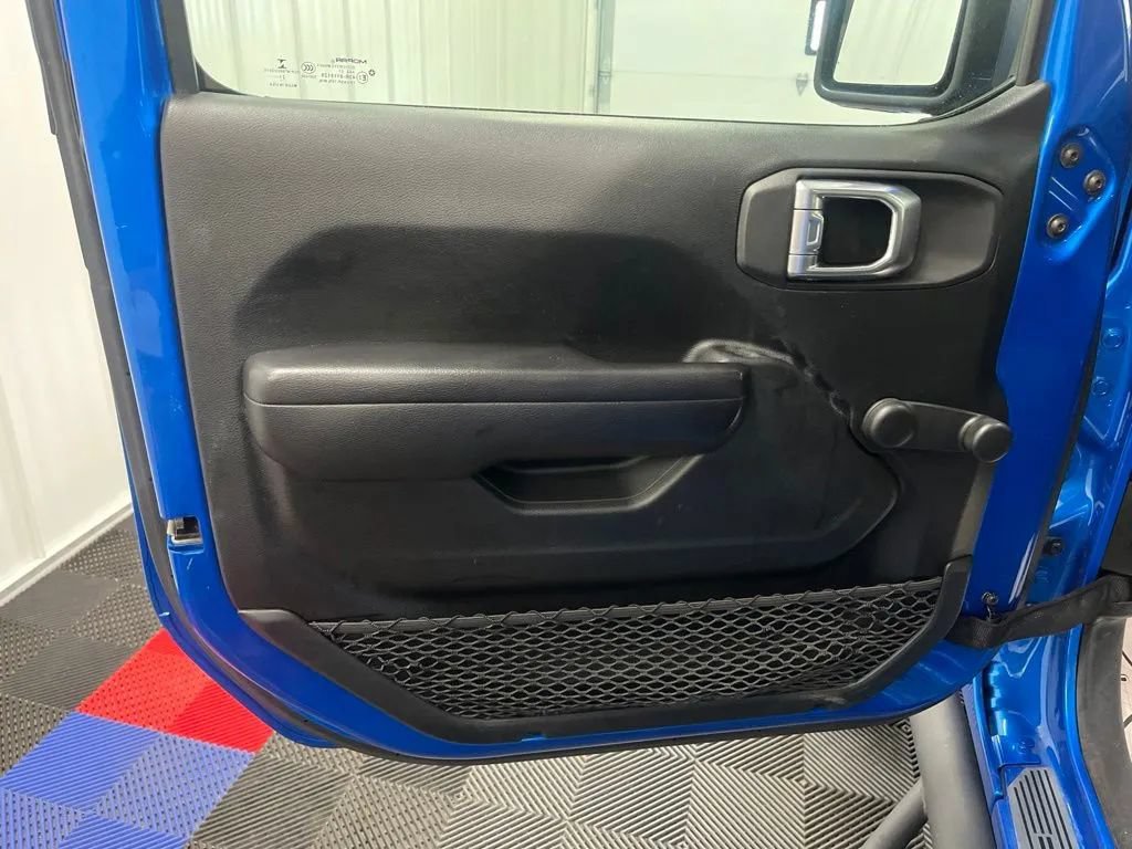 Used 2021 Jeep Gladiator Sport AWD/4WD image 20