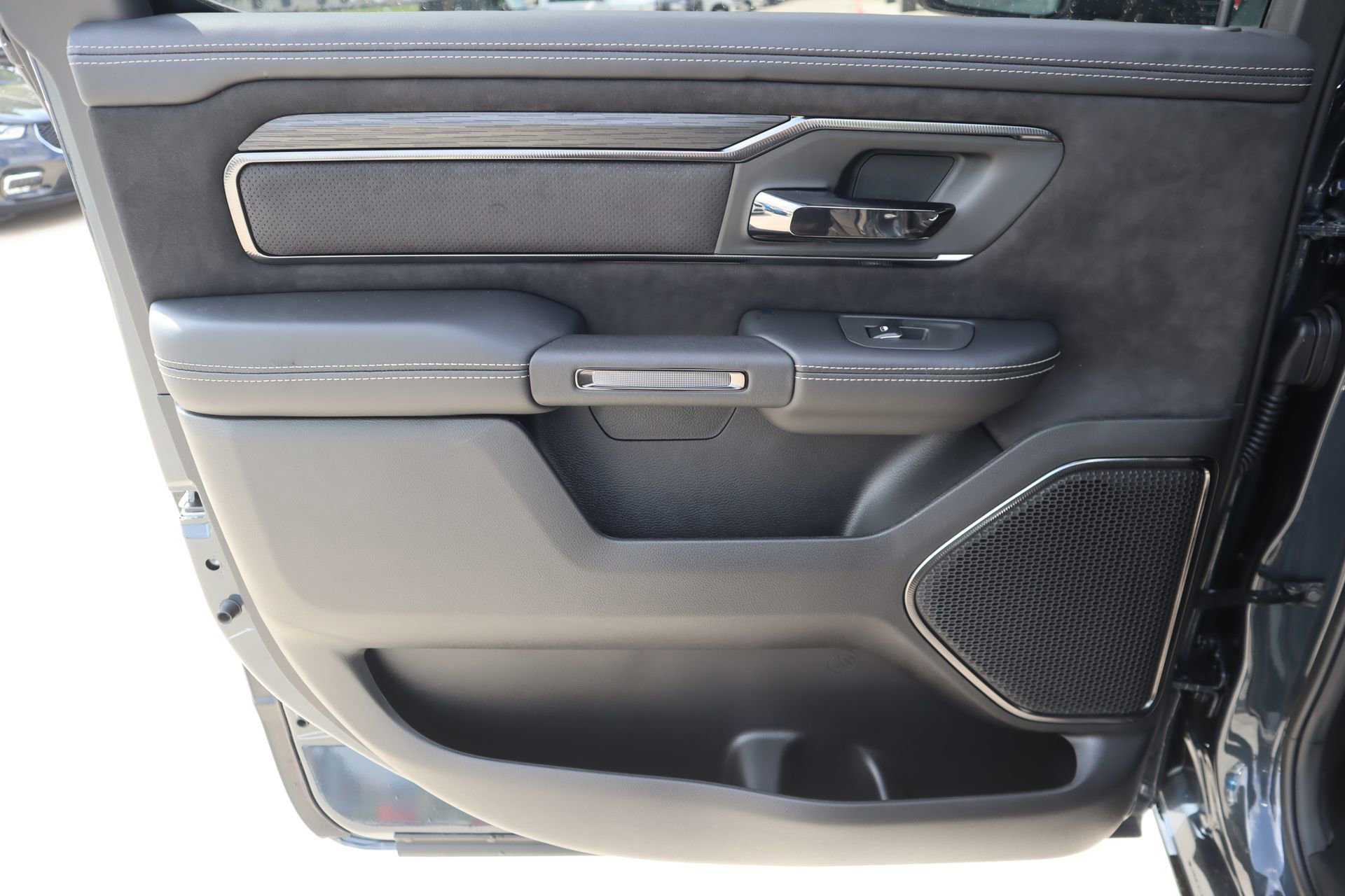 New 2026 RAM 1500 RHO image 18