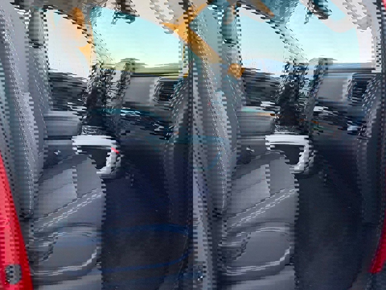 Certified 2024 Nissan Titan SV w/ SV Convenience Package image 41