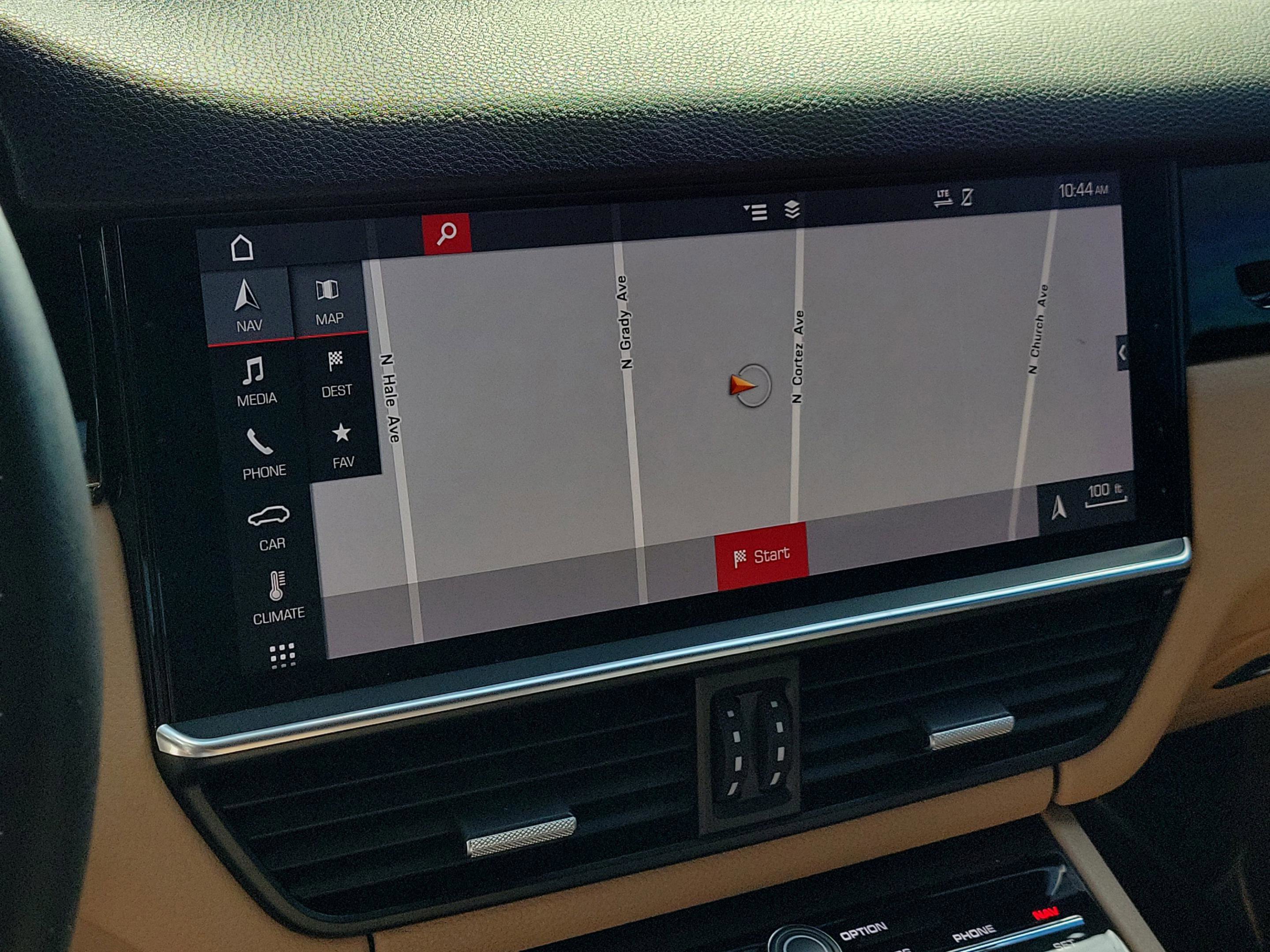 Used 2019 Porsche Cayenne image 24