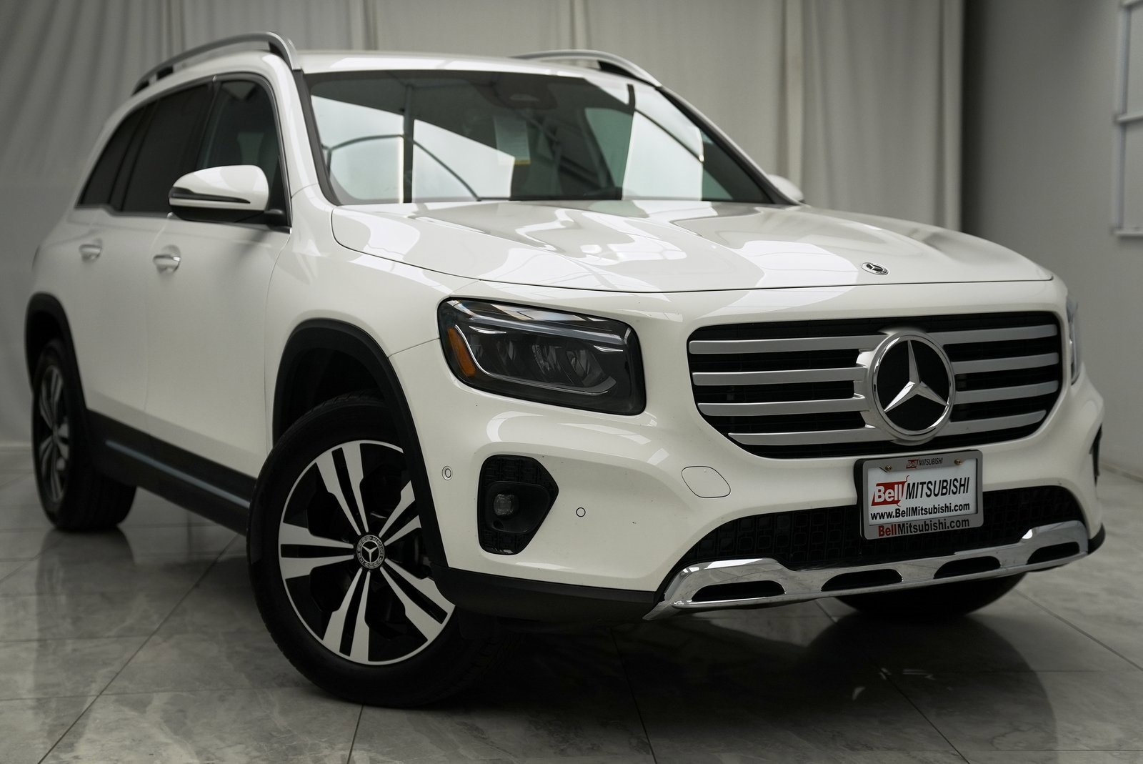 Used 2025 Mercedes-Benz GLB 250 4MATIC image 1