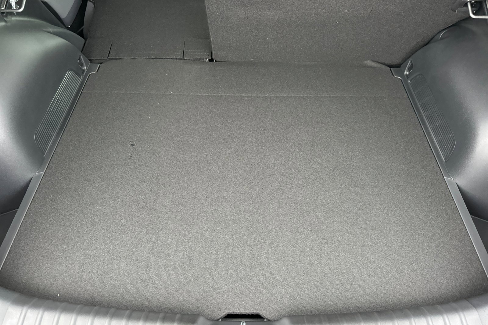 New 2025 Kia Niro SX Touring image 11