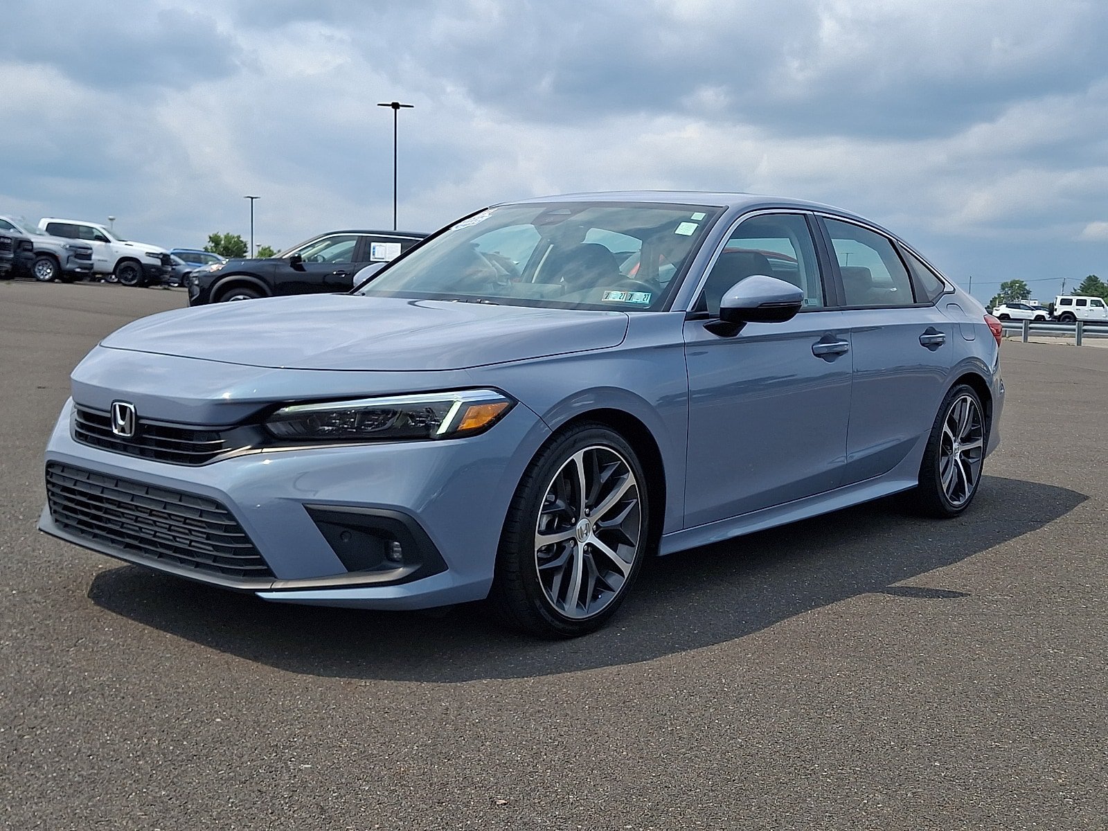 Used 2024 Honda Civic Touring image 3