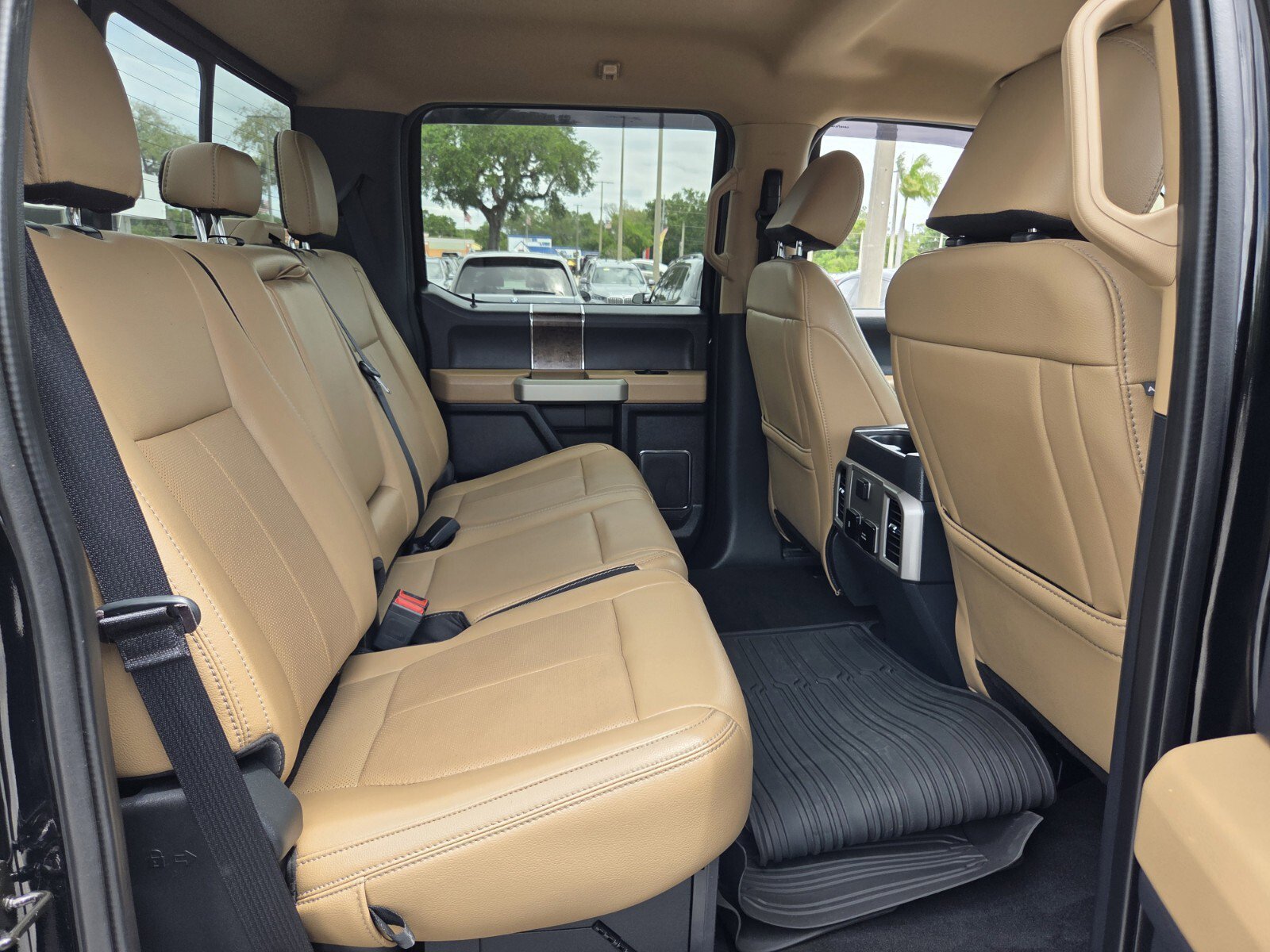 Used 2022 Ford F450 Lariat w/ Lariat Ultimate Package image 15