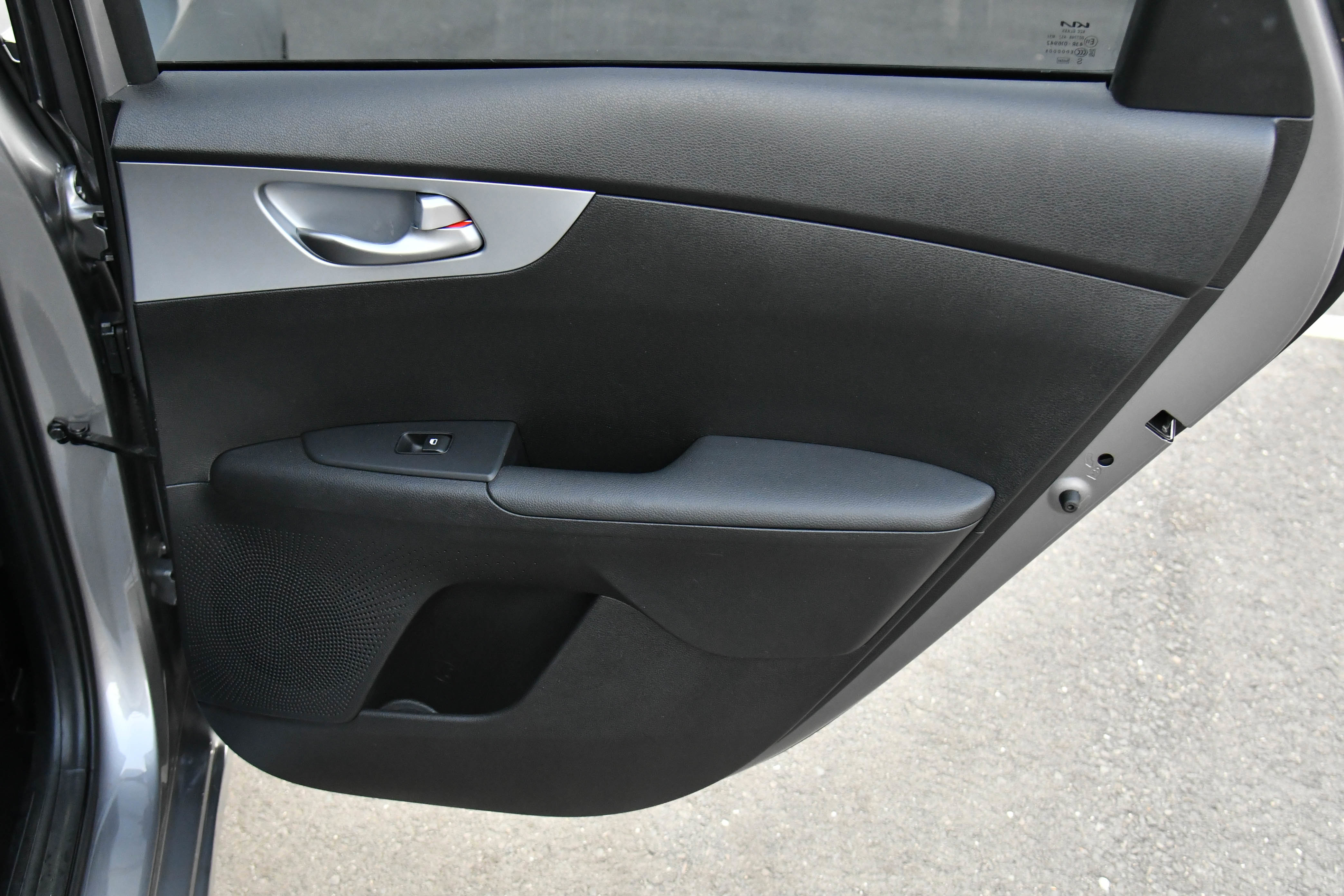 Used 2023 Kia Forte LXS image 32