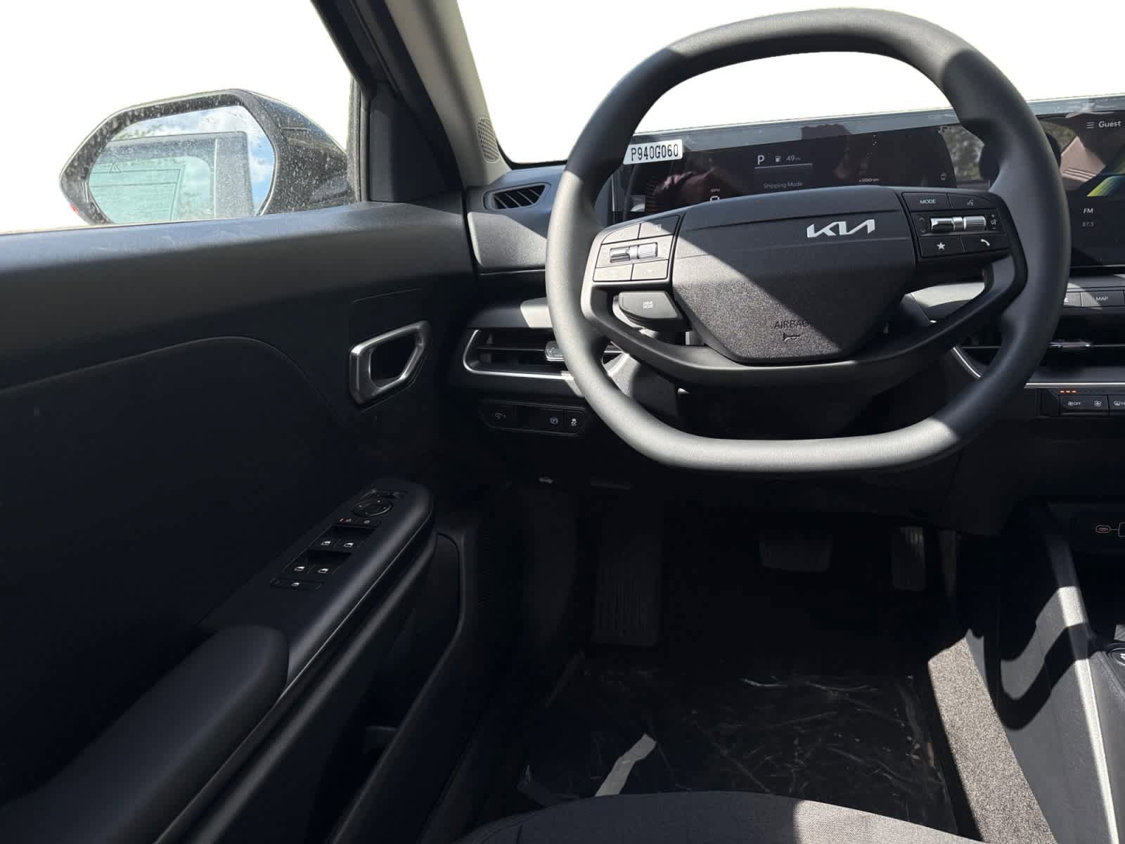 New 2026 Kia K4 LXS FWD image 21