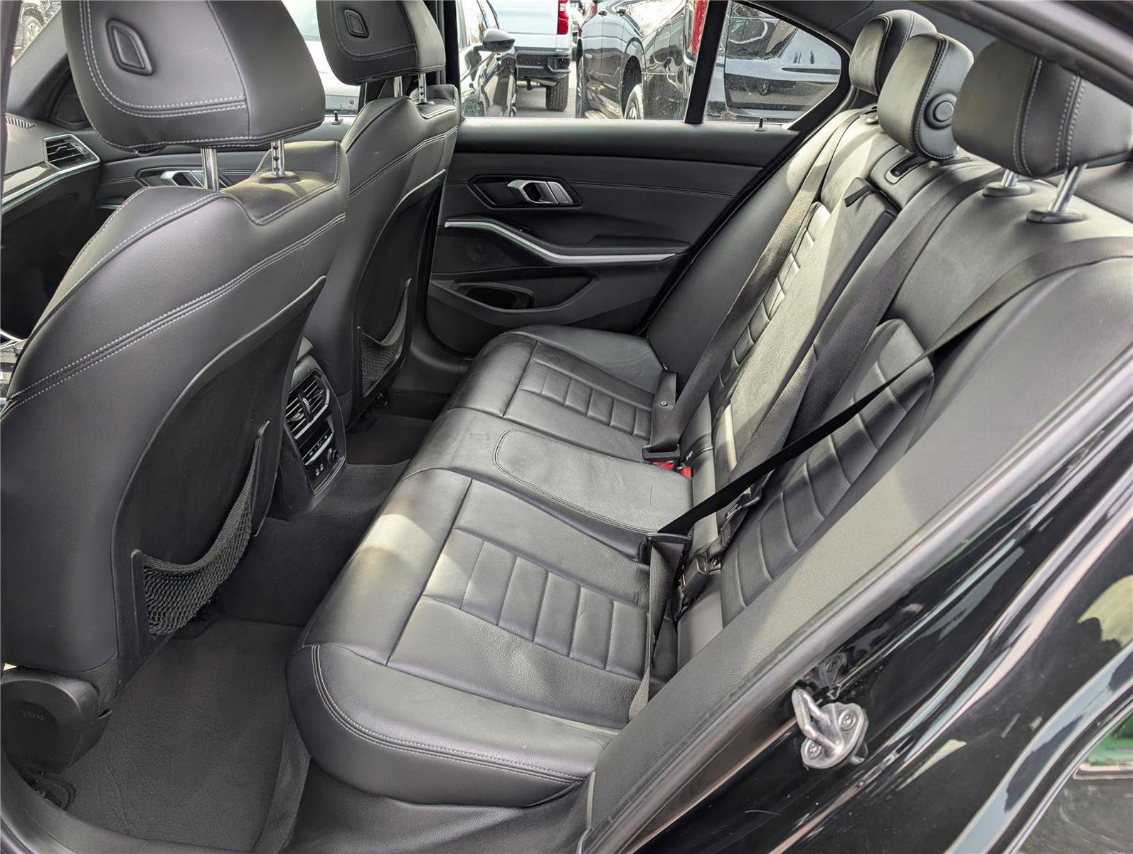 Used 2020 BMW 330i 330i w/ Premium Package image 15